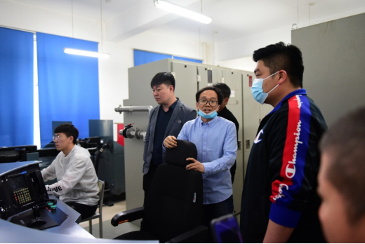 新闻稿--“实地观摩学经验 培训交流促提升”哈铁学院承办中铁国资施工现场专业人员培训考核工作管理人员培训班715.png