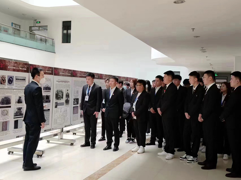 图片4.jpg 图片4.jpg